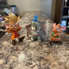Lot Of 3 Walt Disney Productions Dumbo & Jaq & Gus/Cinderella Figurines See Pics