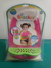 Neat Solutions Lil Snacker the bib with a lid