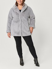 Ladies Grey Collared Fur Coat