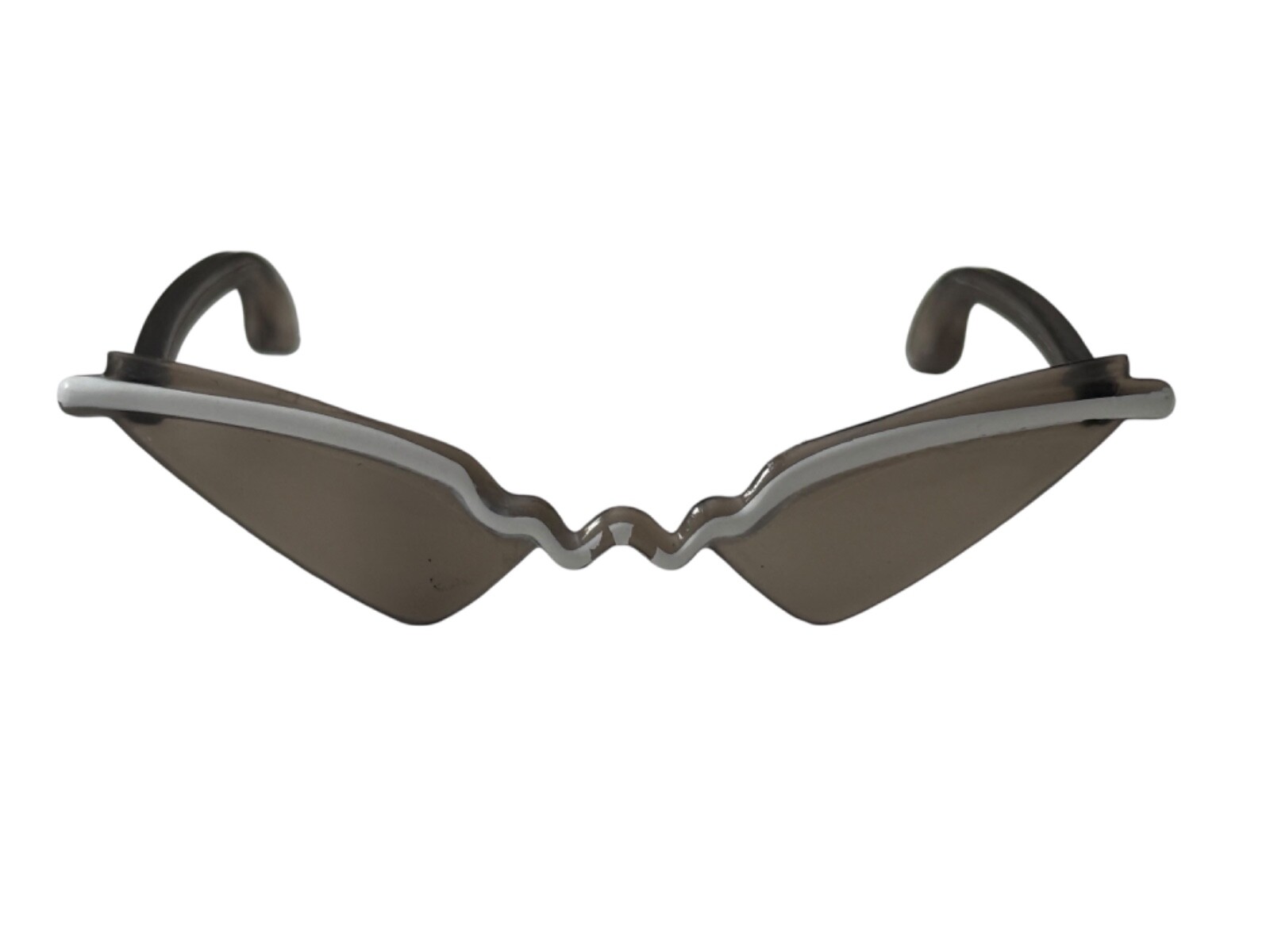 LOL Surprise OMG Fashion Doll Groovy Babe with Black Sunglasses