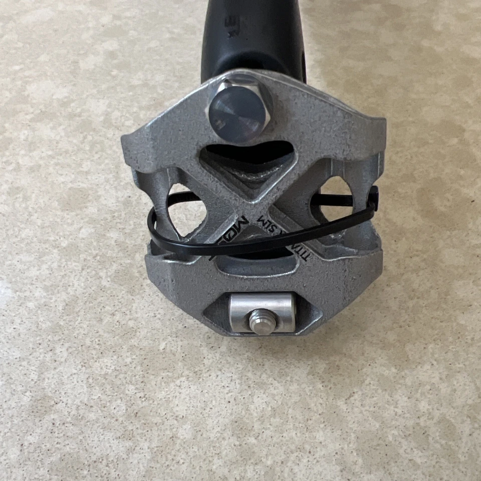 Tija de sillín Pinarello Dogma F Foto 4 de 4