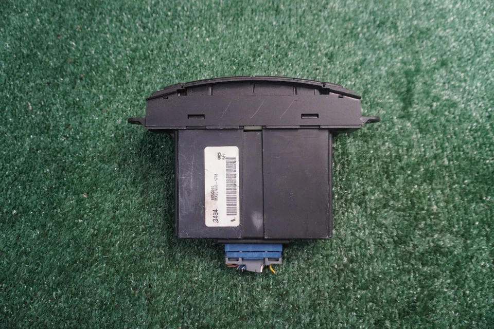 Cadillac SRX 2005 2006 panel de control de temperatura de aire acondicionado OEM 15233494 Foto 3 de 4