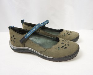 olive green womens flat shoes