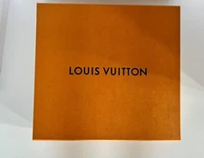 Louis Vuittons empty box authentic！6 1/2 X 6 1/2 X 2 1/2