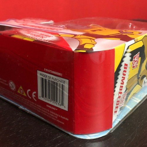 Hasbro Transformers Animated Deluxe Bumblebee Loose On card Complete - Foto 2 di 11