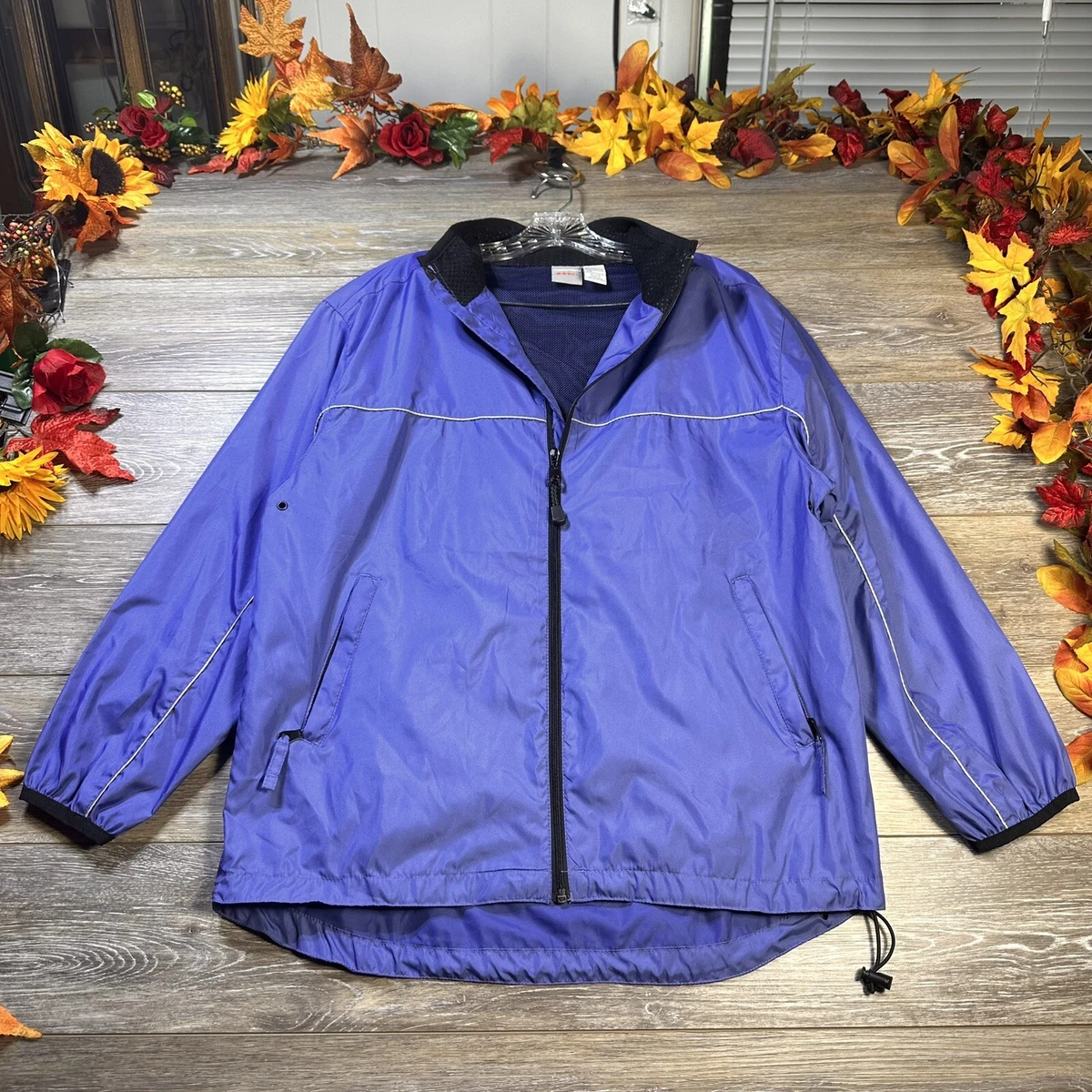 Spray jacket shop material