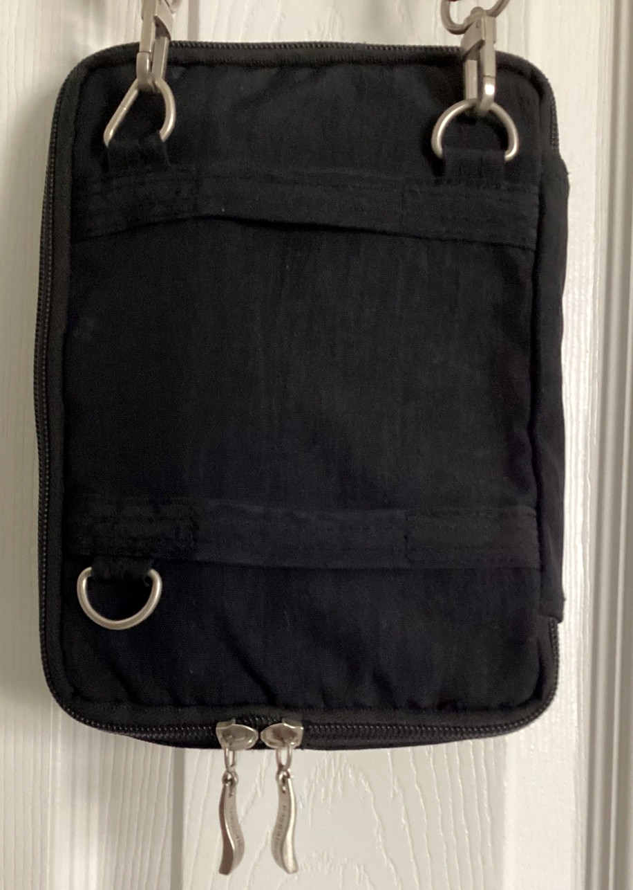 Baggallini Essential Black Convertable Crossbody … - image 10