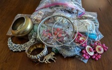 Good Quality Costume Jewelry Necklaces Bracelets Earrings 5lb Various Styles J37