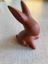 Süßer Goebel Hase in braun aus der Oster und Saisonkollektion