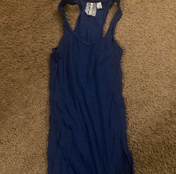 tank top women's medium-image