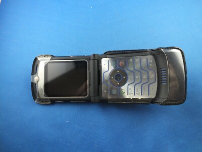  Handytasche f.Motorola V3 Razr V3i Black Leather Flip Case Leder Design Krusell