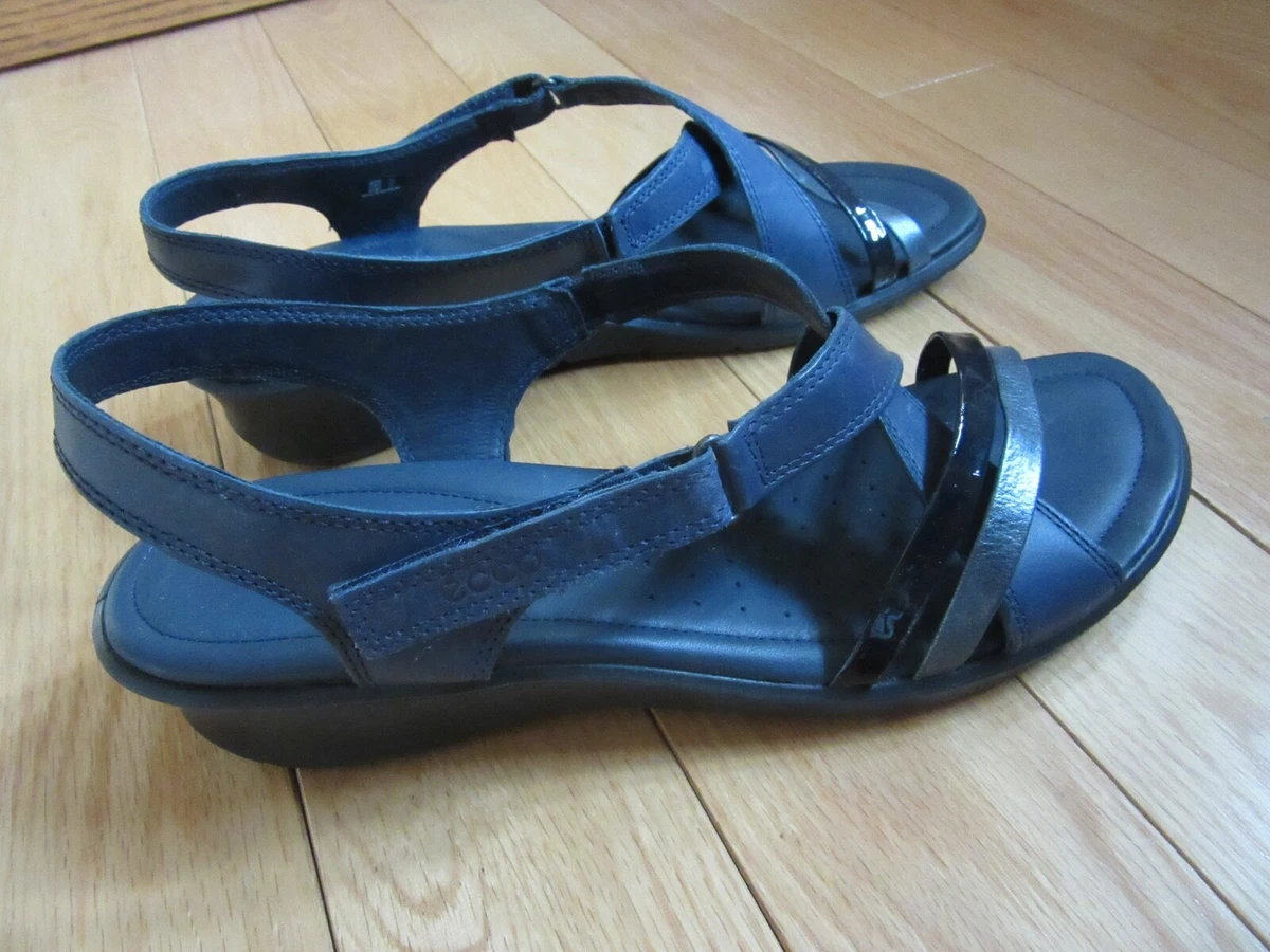 Ecco navy hotsell blue sandals