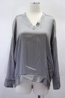 Nwt. $1060 Brunello Cucinelli Grey Silk V-neck Hi-lo Top Size M Nwt. $1060 Brunello Cucinelli Grey Silk V-neck Hi-lo Top Size M