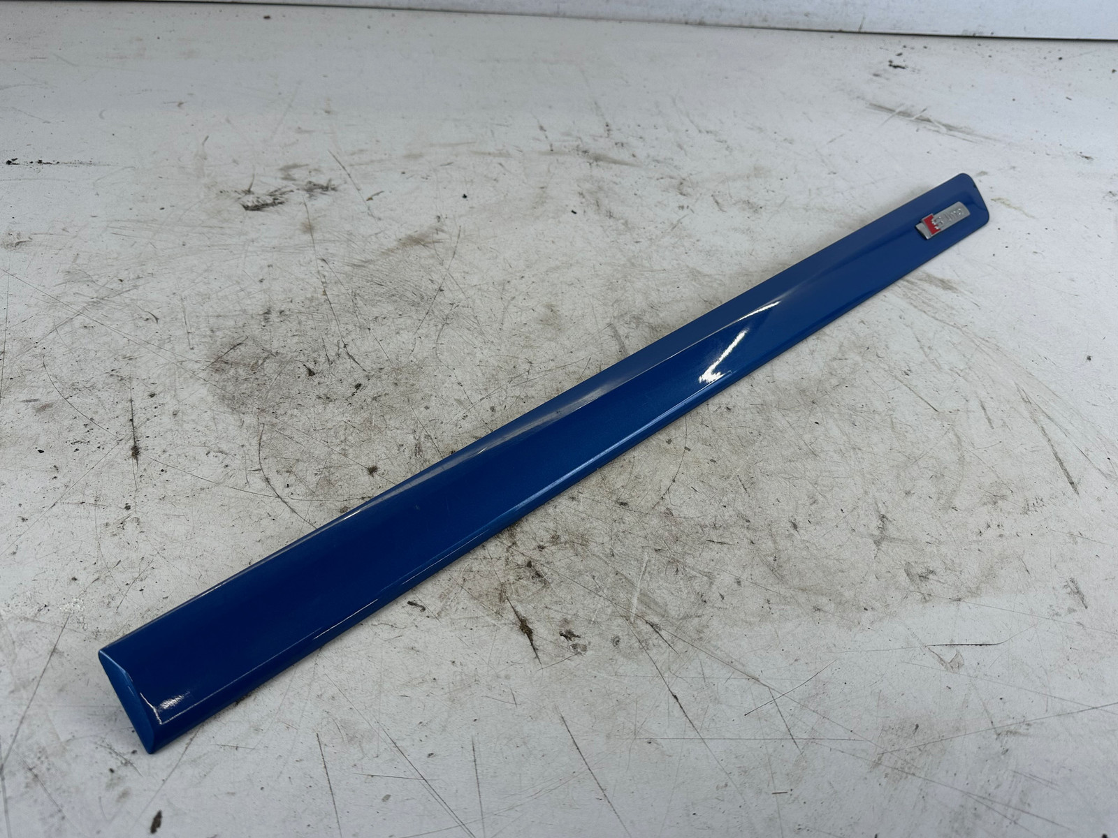 Audi A3 Left Rear Rub Strip Molding Blue 8P 06-08 OEM