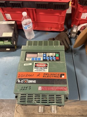 Reliance 2GC21001 2GC21001-XS-001  AC Drive 1HP GP-2000 200/230V  USED