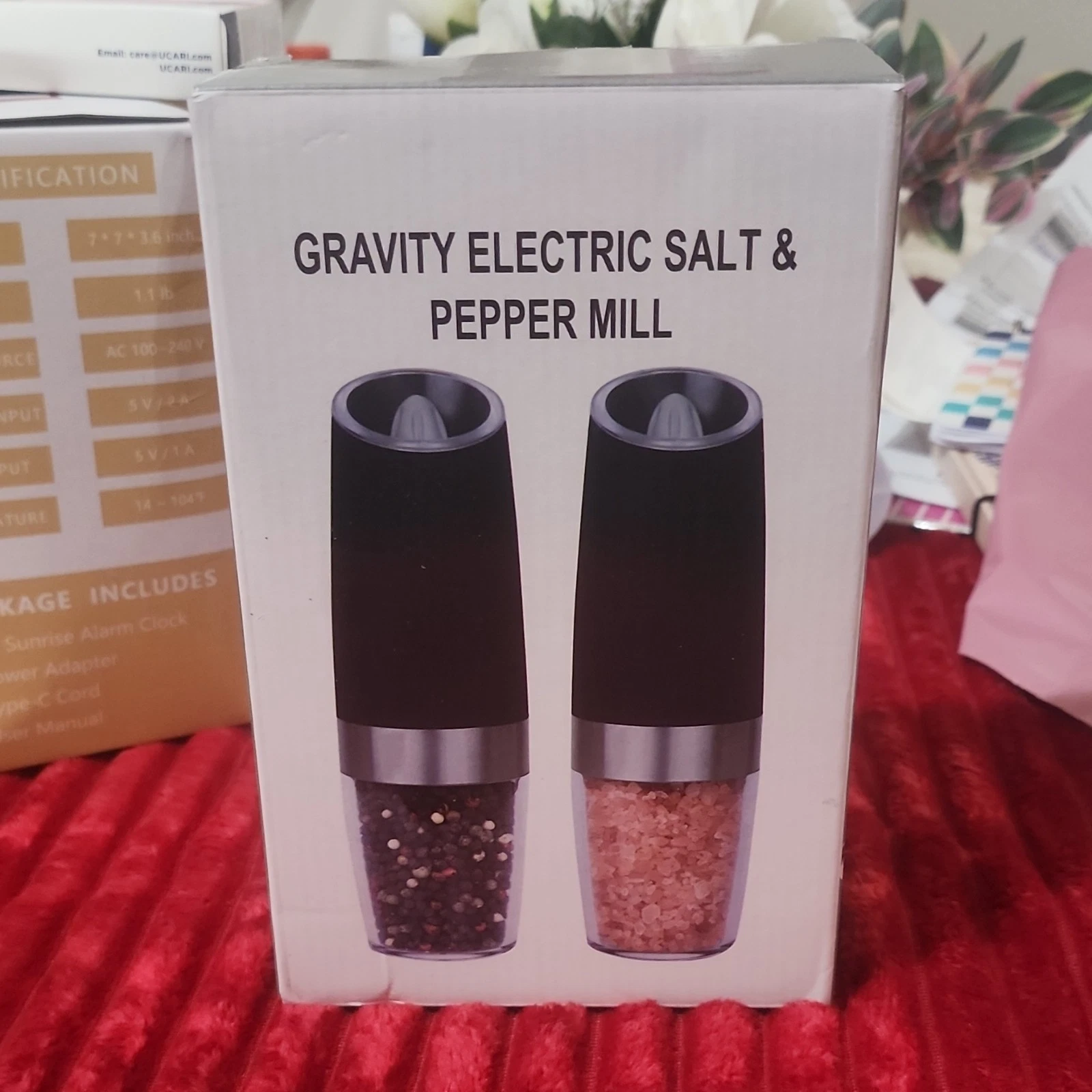BELRIGO Electric Salt & Pepper Mill Set, Adjustable, LED Light, 2pcs Black