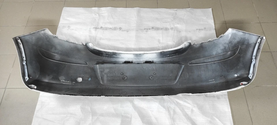 PARAURTI POSTERIORE OPEL CORSA D 5 PORTE ORIGINALE CODICE 13179946 - Immagine 2 di 4