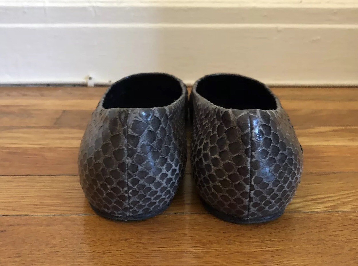 Devi Kroell Gray Python Round Toe Flats - Size 40 - image 4