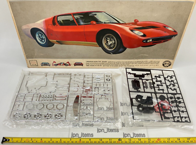 Otaki 1/16 Lamborghini Miura P400 Bertone Vintage Plastic