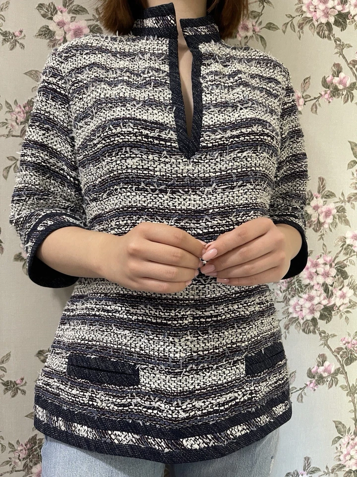 Auténtica Blusa Top CHANEL Azul Marino Blanco Rayas Tweed Ojo de Cerradura Bolsillo Foto 2 de 4