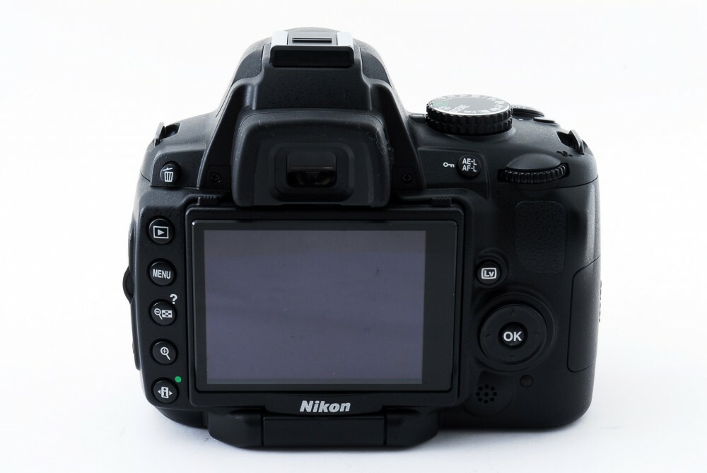 ♥ Nikon D5000 ♥ 18-200mm レンズキット ニコン 一眼レフ D5000 ニコン Nikon ダブルレンズキット 18-55mm 55-200mm