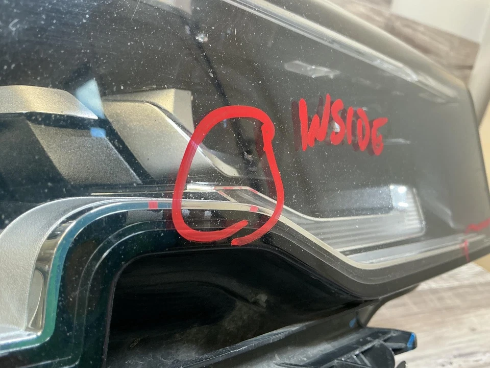 19-22 BMW 330i RH Passenger Side Headlamp Assembly OEM - Изображение 4 из 4