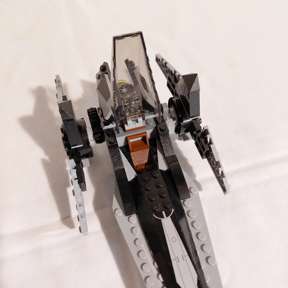 LEGO Star Wars 7915 Imperial V-wing Starfighter, foto 3 di 5