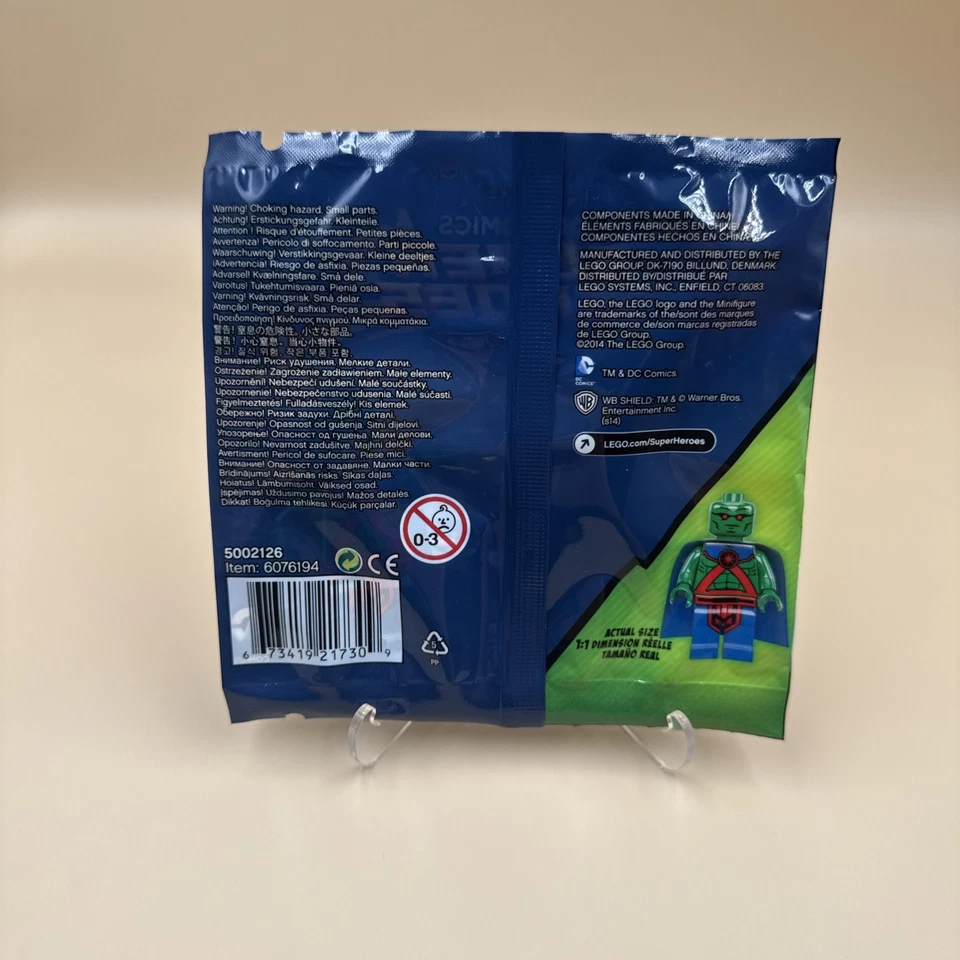 LEGO DC Super Heroes Martian Manhunter (5002126) - New Sealed Polybag Minifigure - Image 2 of 2