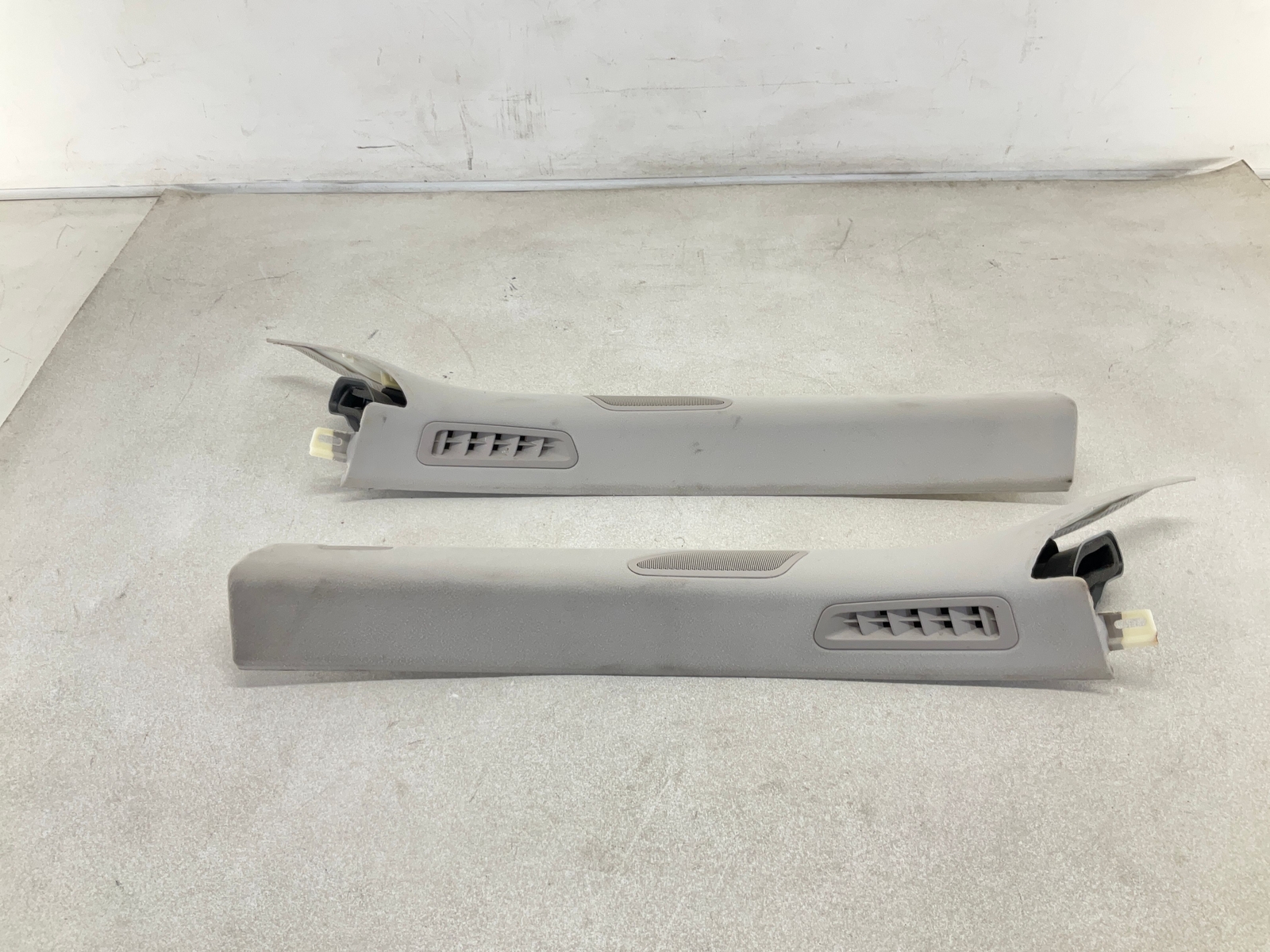 17-20 MASERATI Levante Interior Front Left & Right A-Pillar Trim CM