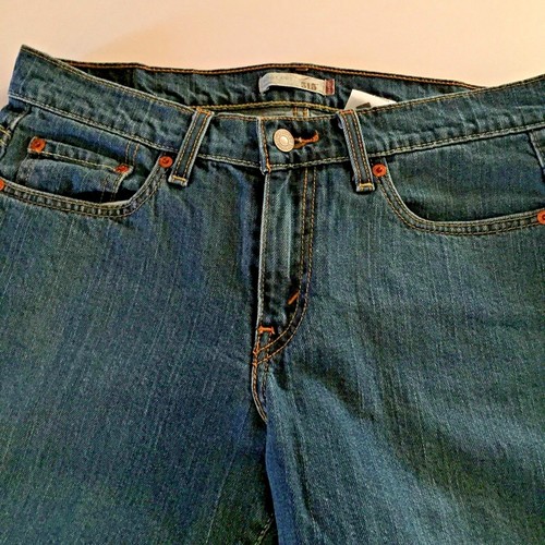 Levis Womens 515 Bootcut - Size 8M Med 