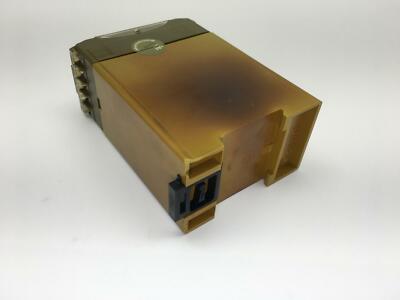 Pilz Zeitrelais 445320 PA-1S/10s/42V~/1Uz Relais ansprechverzögert PA 42V Pilz Zeitrelais 445320 PA-1S/10s/42V~/1Uz Relais ansprechverzögert PA 42V