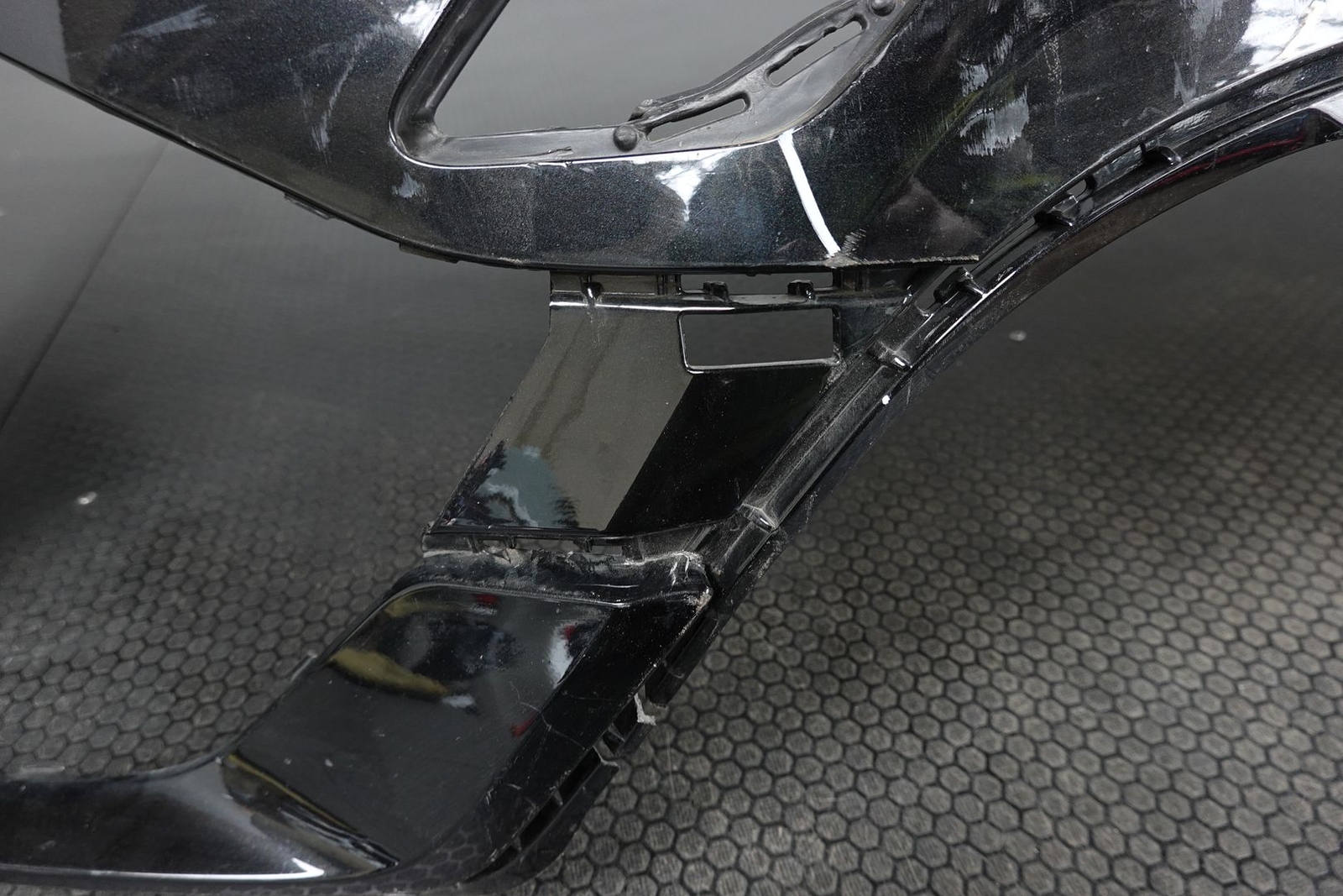 GENUINE BMW X1 SE (STANDARD) 2019on F48 SUV 5 Door FRONT BUMPER p/n