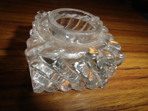 Vintage Clear Glass Crystal Inkwell - Picture 3 of 6