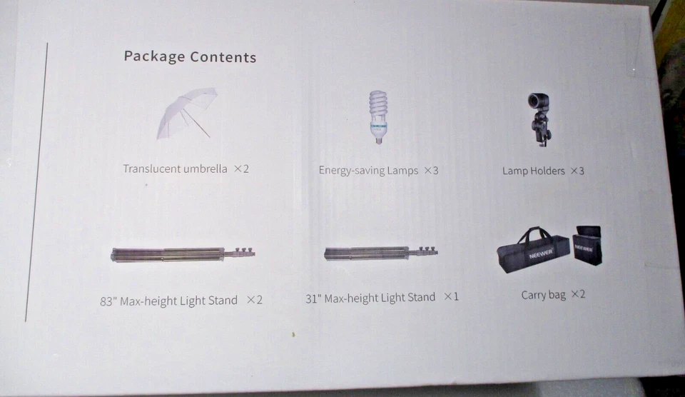 Neewer 600W  Lighting Kit - 2 Umbrellas, 3 Stands, 3 lamps/holders, 2 carry bags - Image 3 of 4