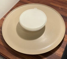 Vintage Tupperware Dip-n-Serve Chip And Dip Veggie Tray