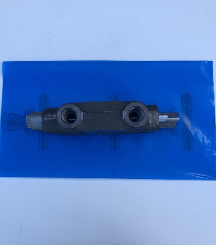 Válvula de control G109512 NUEVO ESTUCHE CNH GENUINO - Imagen 4 de 7