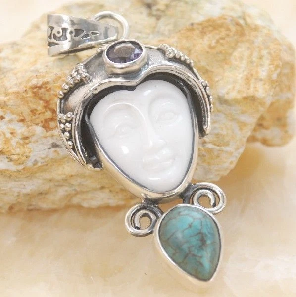 Cara tallada Blanco cerámica y turquesa piedras preciosas plata colgante joyería BP95 Foto 4 de 4