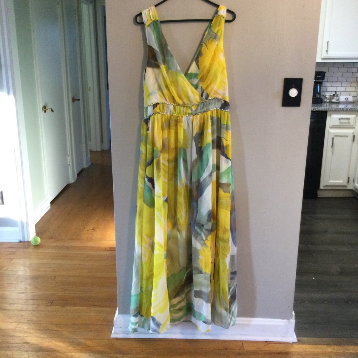 green emerald velvet dress White House Black Market Green Wisteria Floral Reversible Halter Dress –  Recycled Threads main image 1