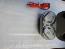 JBL Endurance Peak II 2 black In-Ear Headphones white