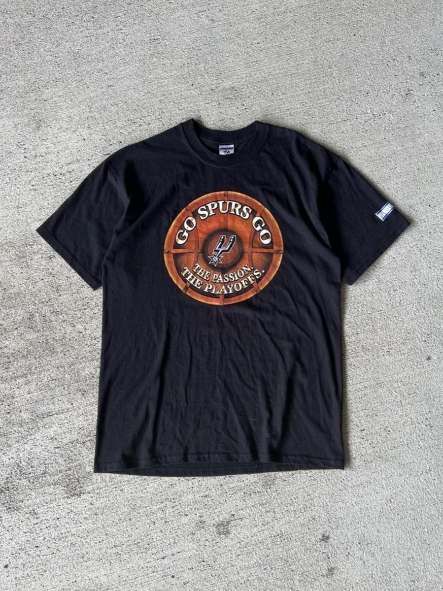 90s San Antonio Spurs Tee