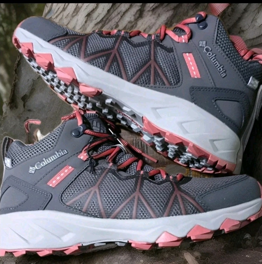 Columbia Size 10.5 Dark Grey/Coral Peakfreak II Mid Outdry B