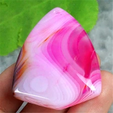 JT09983 44x34x8mm Rose/white Stripes Agate Shield Pendant Bead