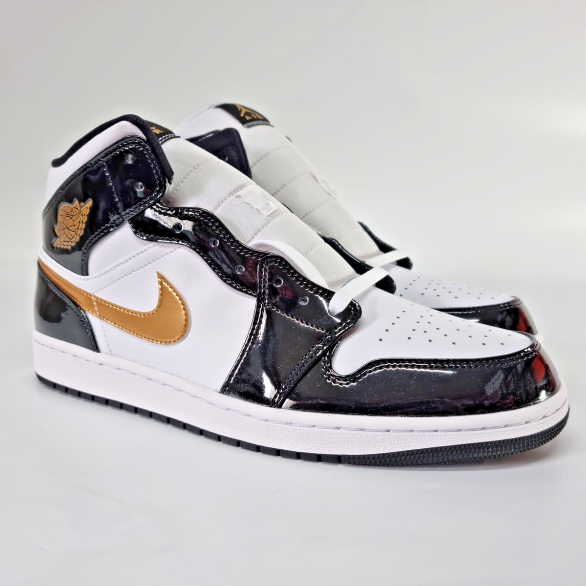 Nike Air Jordan 1 Mid Black White Gold Patent Mens Sz 11 Jordan Air Jordan 1 Retro Mid SE Patent Black Gold Mens  main image 2