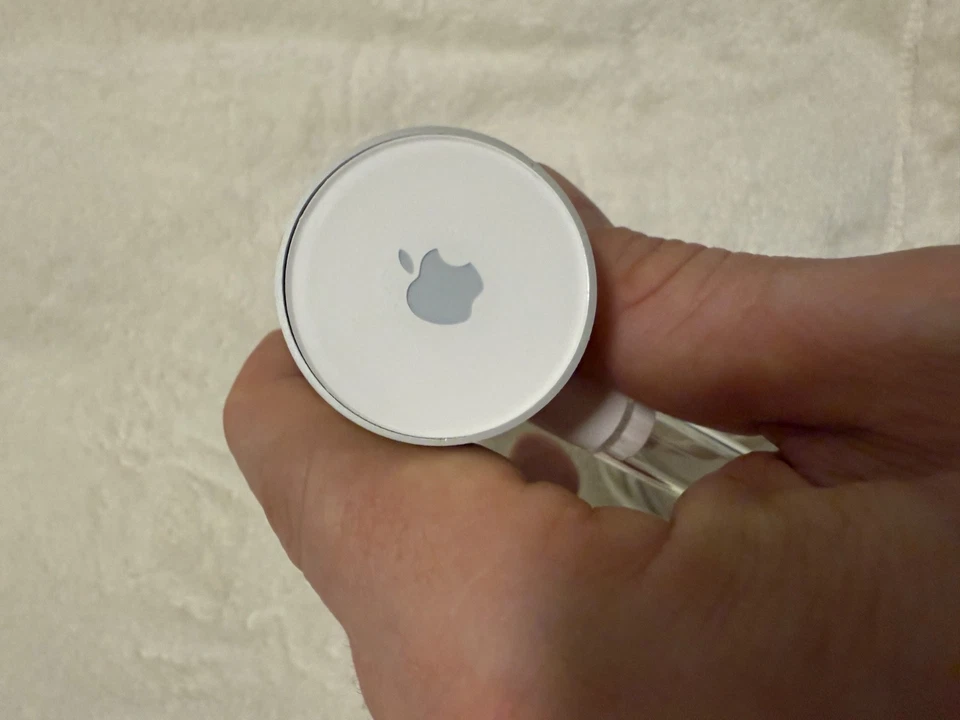 OG Apple iSight Video Camera / Web Camera with Mounts Mac Firewire - Image 3 of 4