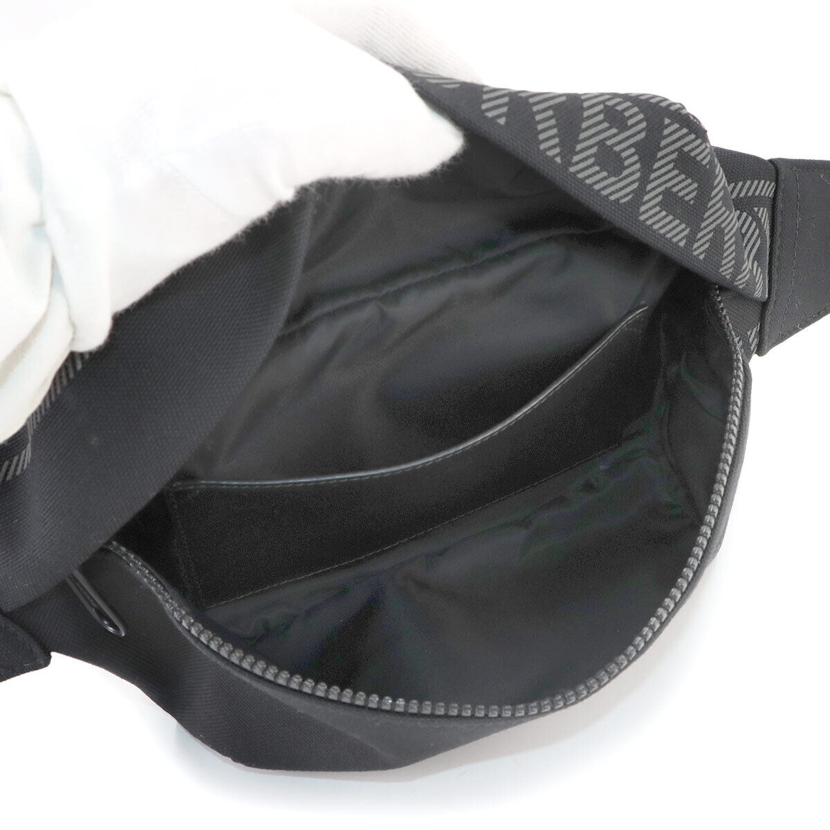 BURBERRY Sonny Cross Body Bag Horseferry Prints Nylon Black BURBERRY Sonny Cross Body Bag Horseferry Prints Nylon Black