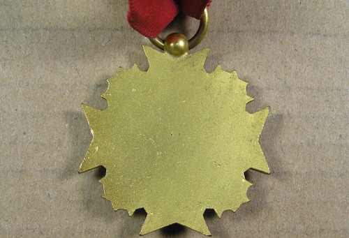 Unidentified Unknown Medal with Coat of Arms,Crossed Swords, Crown,Stars, Ribbon - Picture 3 of 3