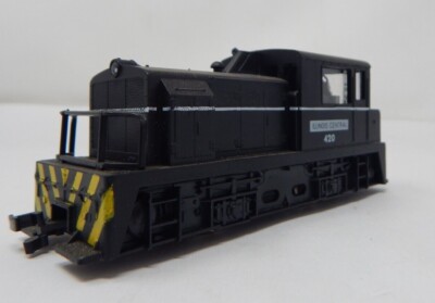 Mehano - Illinois Central 420 - HO scale Switcher - Very Rare