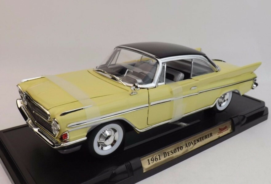 1961 DESOTO ADVENTURER YELLOW 1:18 SCALE MODEL CAR BY ROAD