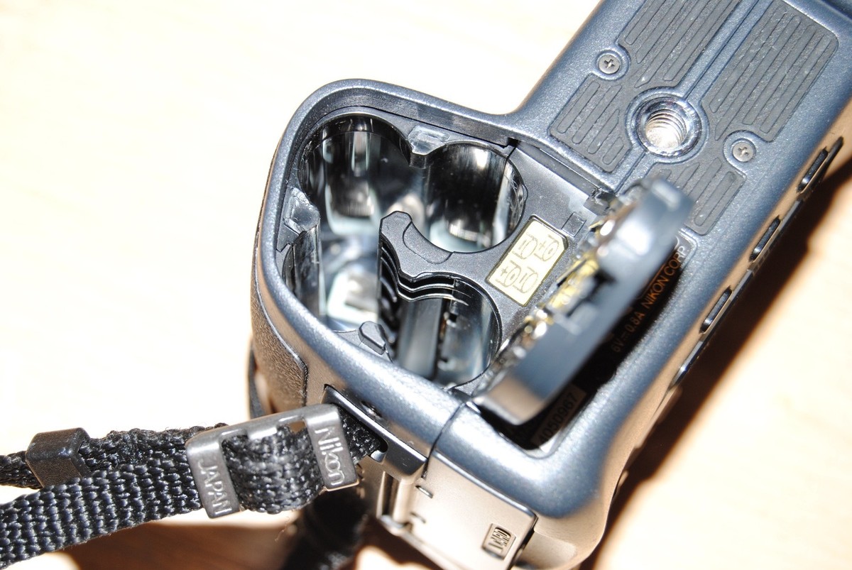 【美品動作確認済み】NIKON COOLPIX E990 単三電池 Amazon.com : Nikon COOLPIX A900 Digital Camera (Silver