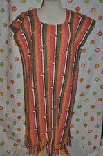 VINTAGE Southwest design USA CROCHET fringed Warm Serape PONCHO boho HIPPIE